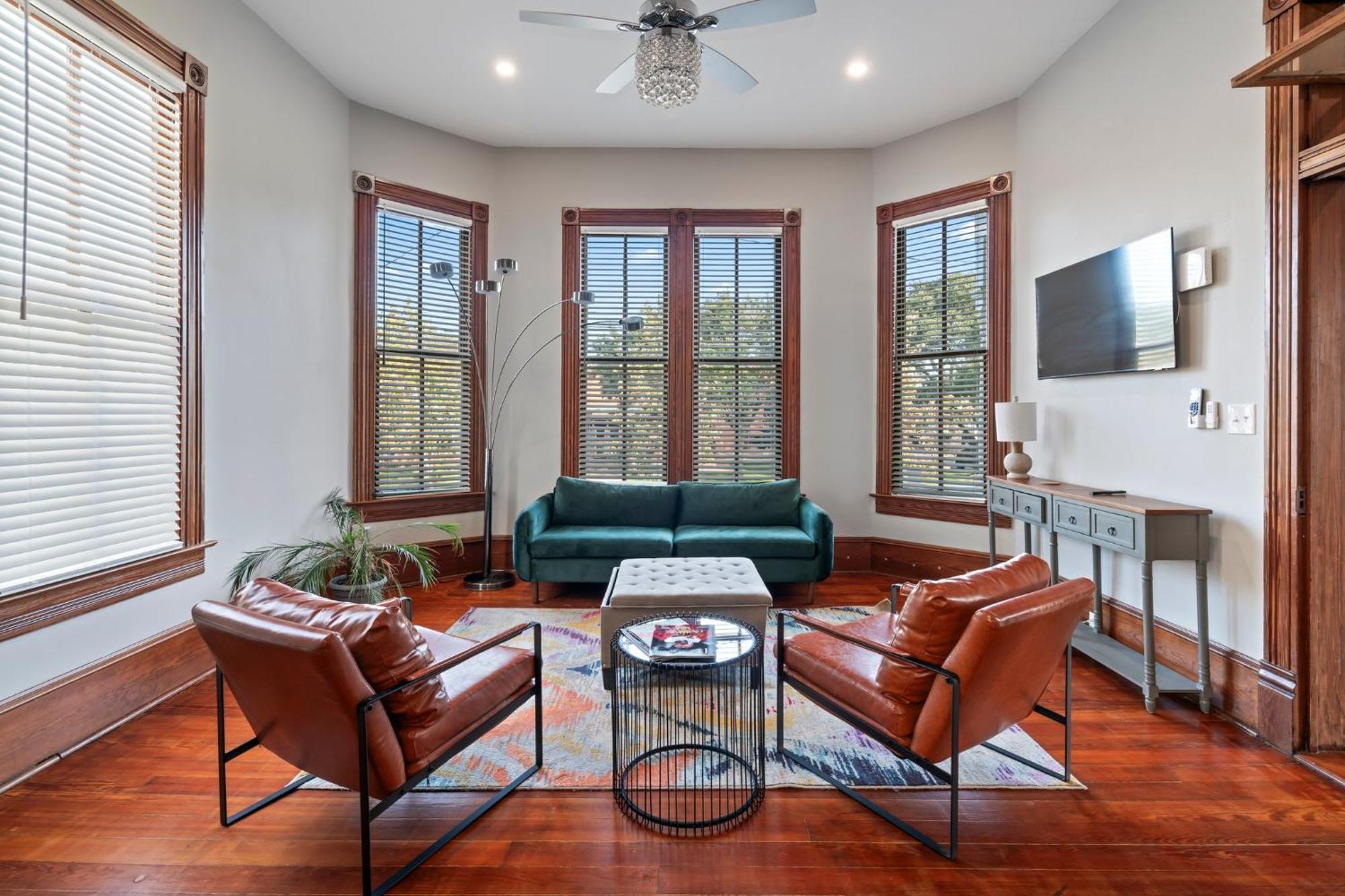 Historic Galveston Family Beach Home With 3 King Beds Exteriör bild