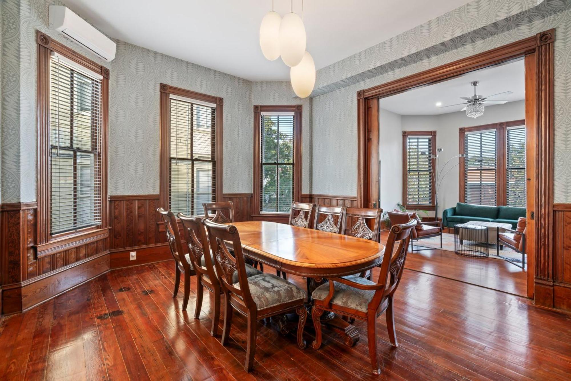 Historic Galveston Family Beach Home With 3 King Beds Exteriör bild
