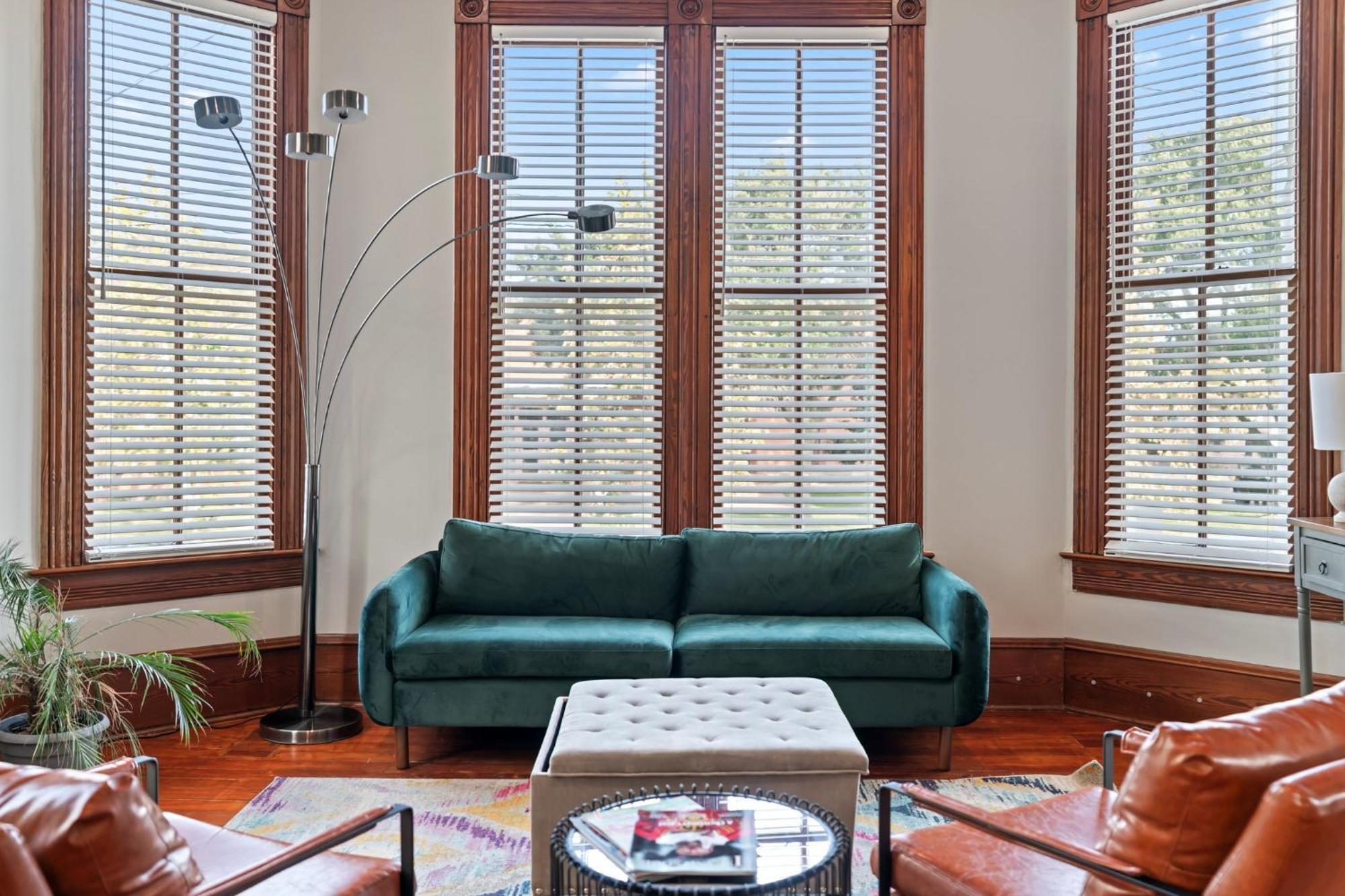 Historic Galveston Family Beach Home With 3 King Beds Exteriör bild