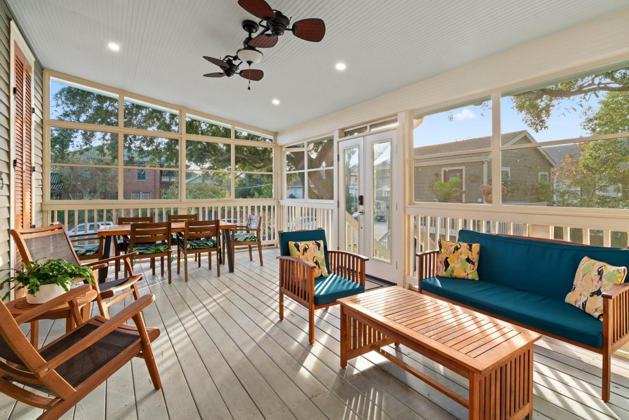 Historic Galveston Family Beach Home With 3 King Beds Exteriör bild
