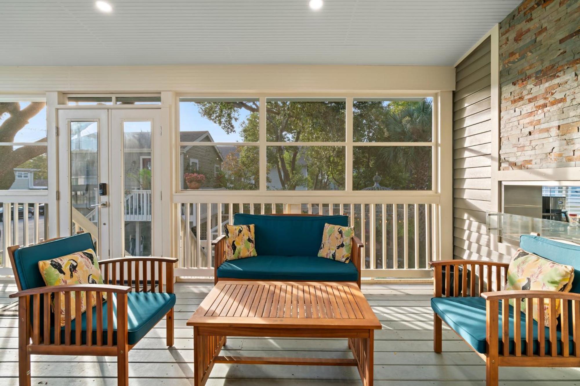 Historic Galveston Family Beach Home With 3 King Beds Exteriör bild