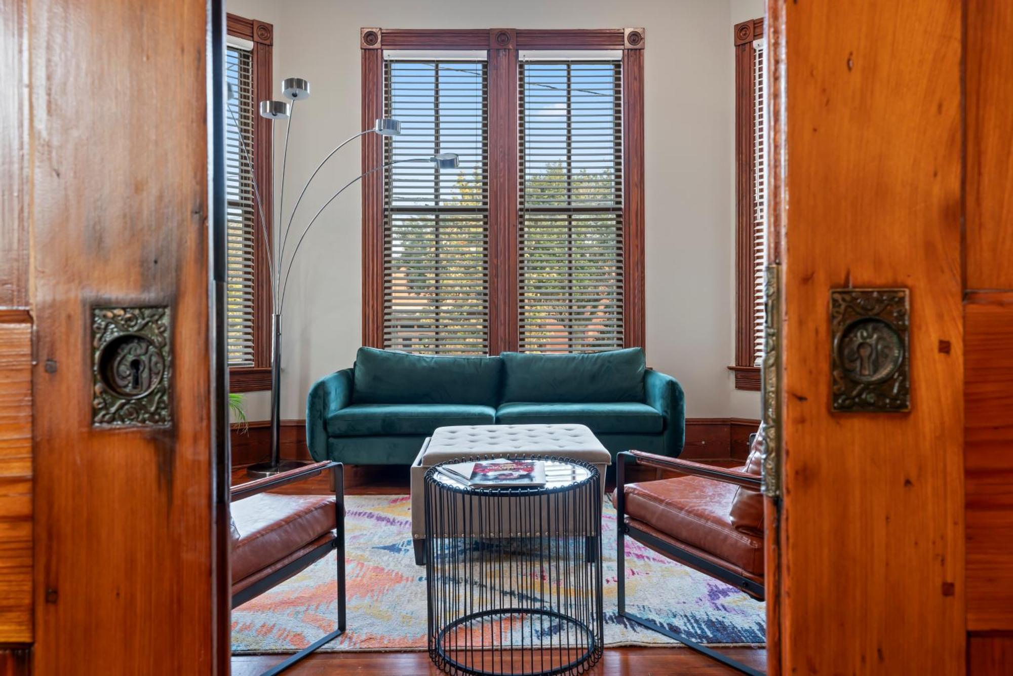Historic Galveston Family Beach Home With 3 King Beds Exteriör bild